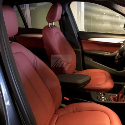 Bmw X1- Nuovi interni in pelle colore rosso